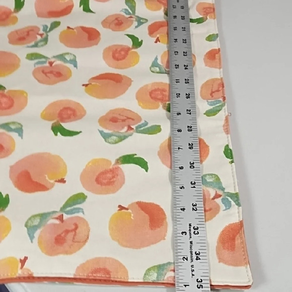 Peach Print Reverses to Solid Peach Table Runner Cotton 70" X 14" - Picture 2 of 6